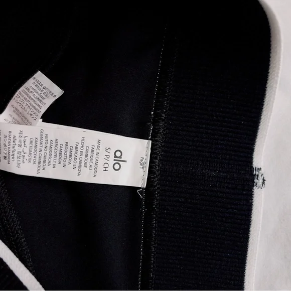 All Airlift High-Waist Alignment Legging - Picture 7 of 8